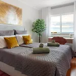 Διαμέρισμα Ti Clara View