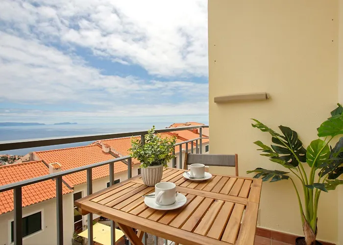 Ti Clara View Apartmán *